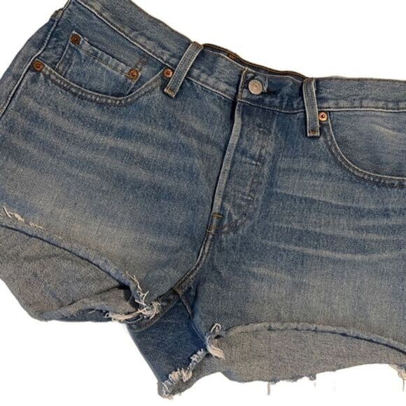 Levi’s Denim Five Pocket Button Fly Cotton Frayed Cutoff Short‎ Shorts Size 28 - Picture 1 of 12
